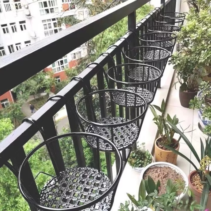 Wrought Iron Balcony Hanging F - Spider Plant Hanging avaliação e preço