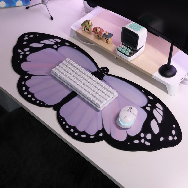 Purple Lilac Butterfly Deskmat - Tradescantia Purple avaliação e preço